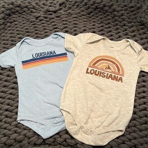 NWOT Home Free Baby Infant Boys Rainbow “Louisiana” Onesie Creeper 18 Mos